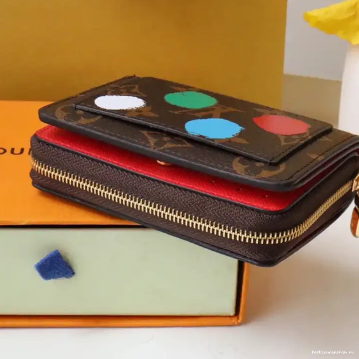 Fashionrepsfam ru 2304DJ0017 LV Bag 0702